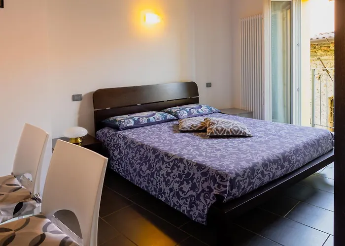 Casa Fausto Feriehus *